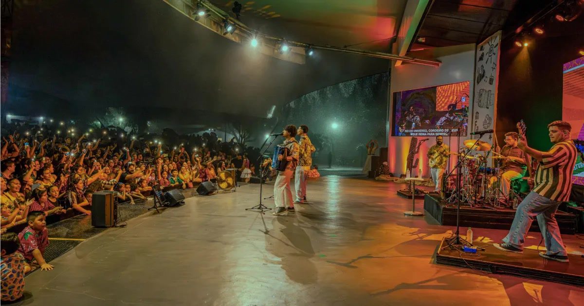 Sarau do Reino em apresentação, em foto de divulgação