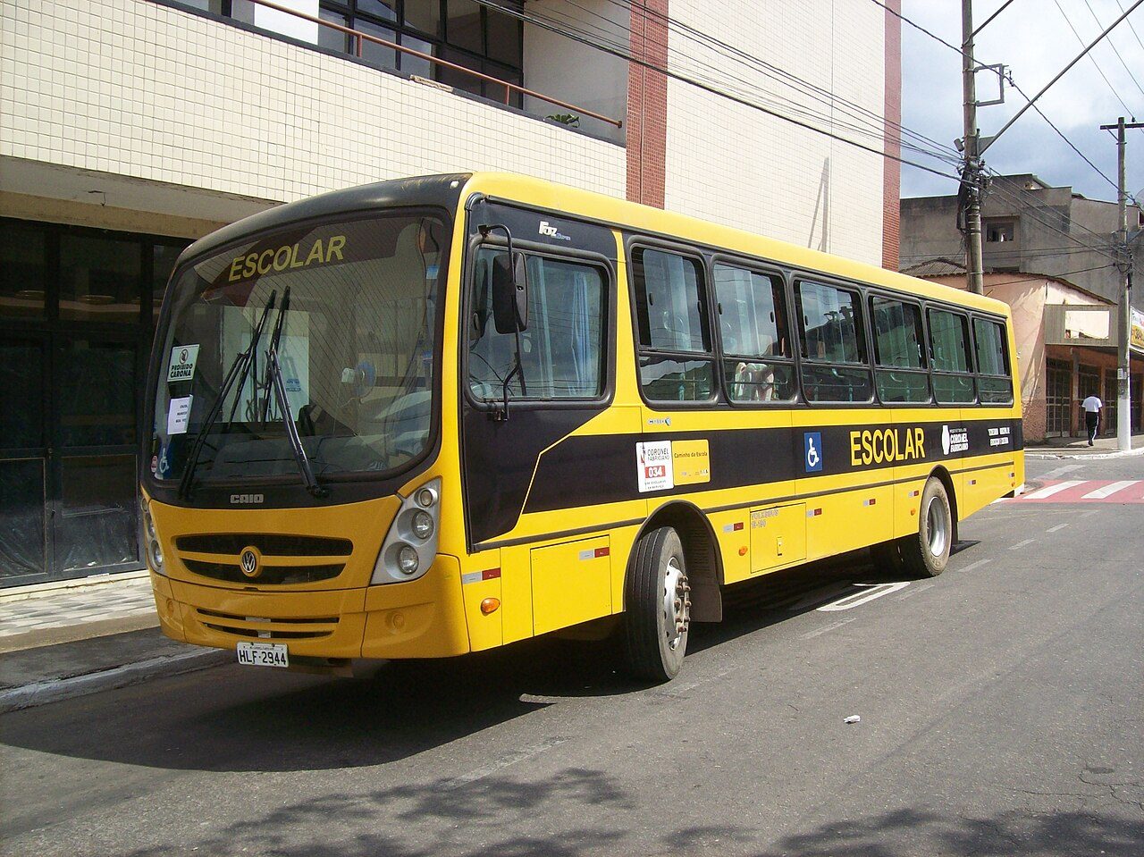 Foto ilustrativa: ônibus escolar em outra cidade, sem relação com o caso