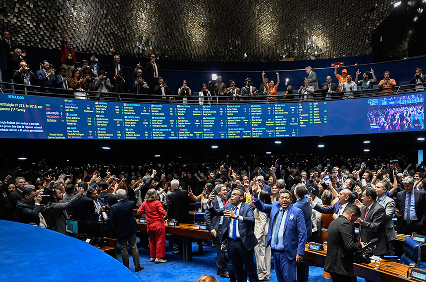 Plenário do Senado durante a votação da PEC do fim da escala 6x1, na quarta-feira (14)