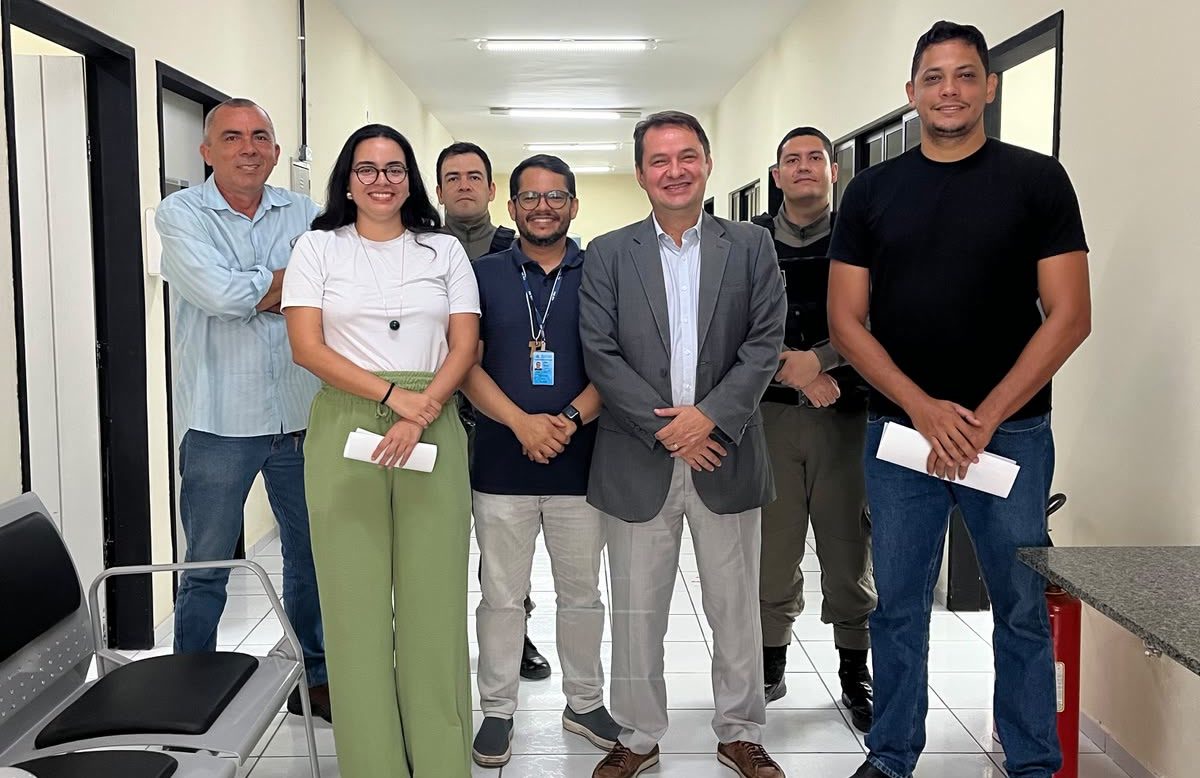 Participantes da reunião, em foto divulgada por Jorginho Bezerra