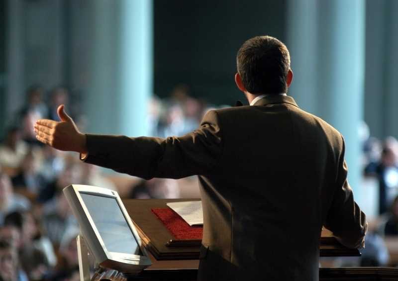 Pastor pregando (Foto: Reprodução)